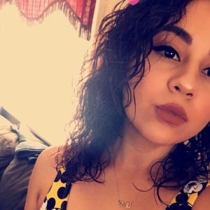 Meet your Posher, Salma